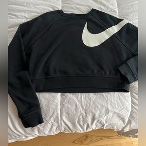 Nike Women’s Cropped Crewneck